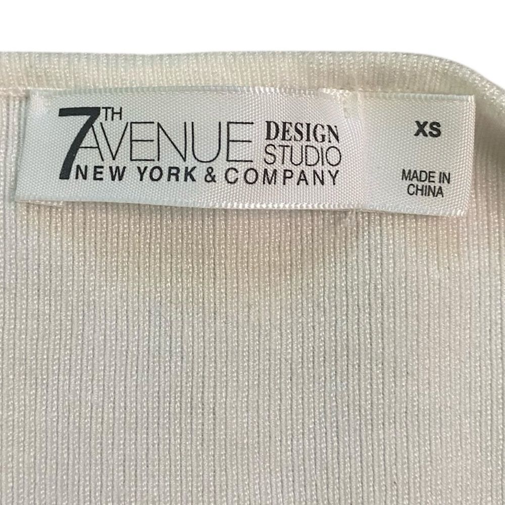 7th Avenue Design Studio New York & Co. White V-Neck Sheer Puff Sleeve Blouse - Picture 3 of 6